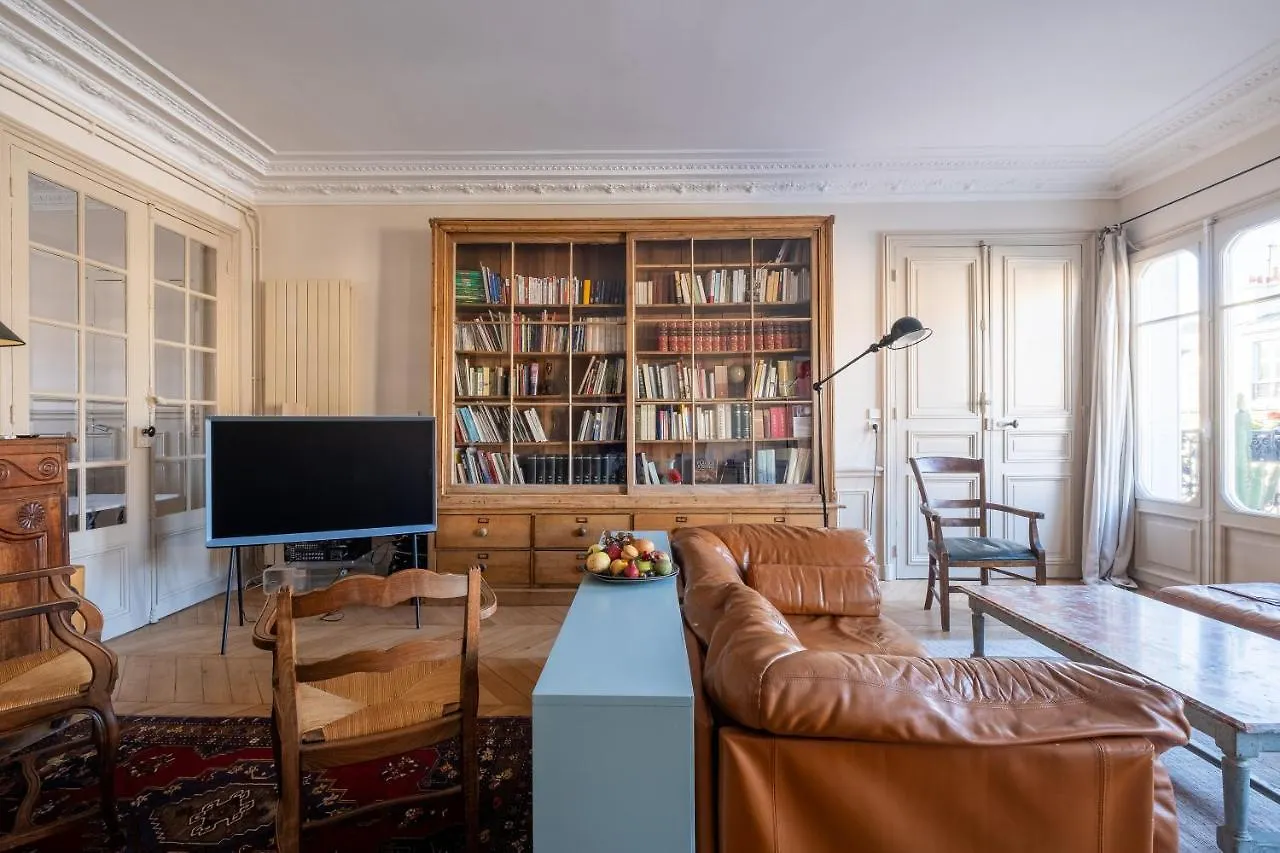 Apartament Veeve - Marais Melody Paryż